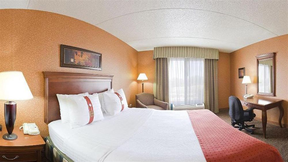 Holiday Inn & Suites Bolingbrook By Ihg Ngoại thất bức ảnh