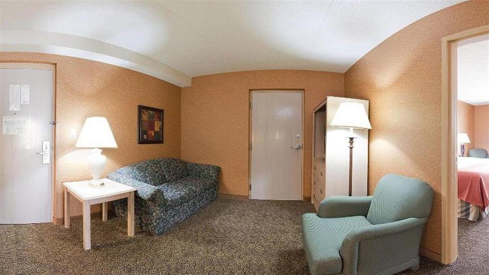 Holiday Inn & Suites Bolingbrook By Ihg Ngoại thất bức ảnh