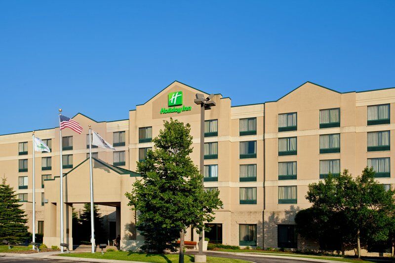 Holiday Inn & Suites Bolingbrook By Ihg Ngoại thất bức ảnh